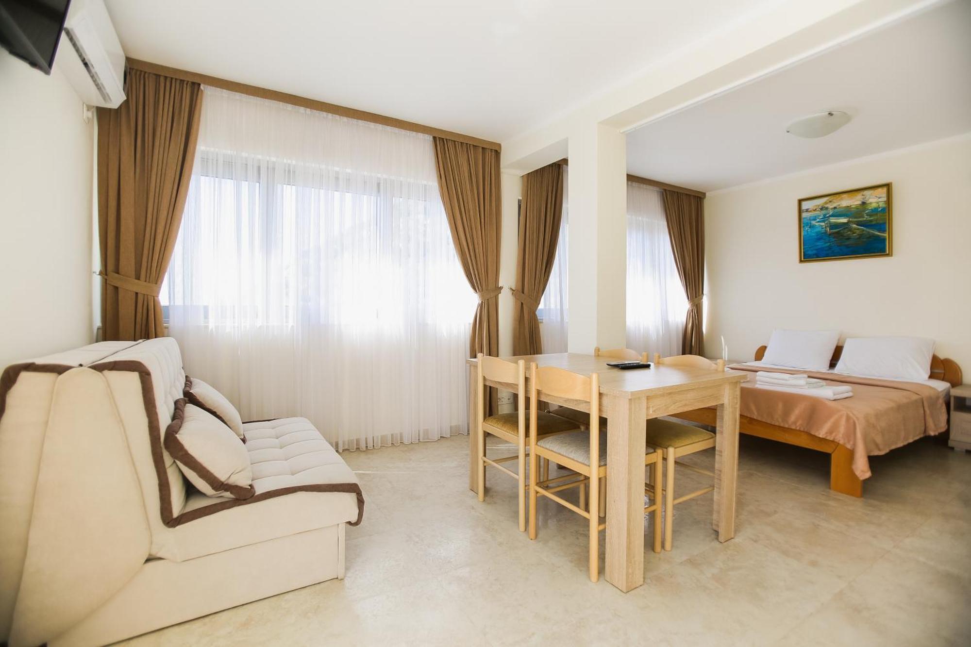 Villa Blanca Petrovac Room photo